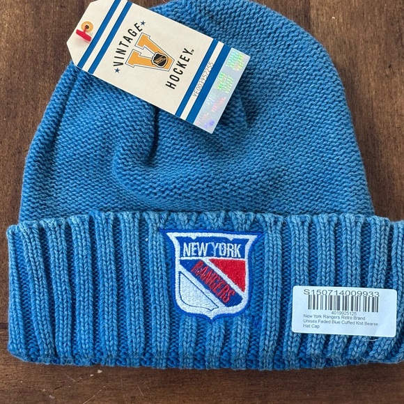 New York Rangers Adult Retro Brand Beanie Knit Blue Cuffed One Size Fits All New - Picture 1 of 2